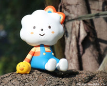 Load image into Gallery viewer, Fluffy House Jumbo Miss Rainbow and Chicky Vinyl Figure