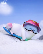 Load image into Gallery viewer, Pop Mart x Vivicat Helmet Series