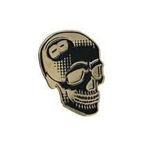 Load image into Gallery viewer, Creamlab Tizieu 8 Ball Skull Black and Gold Enamel Pin