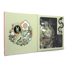 Load image into Gallery viewer, Kidrobot Junko Mizuno La Flamme 8inch Dunny Vinyl Figure Green Version